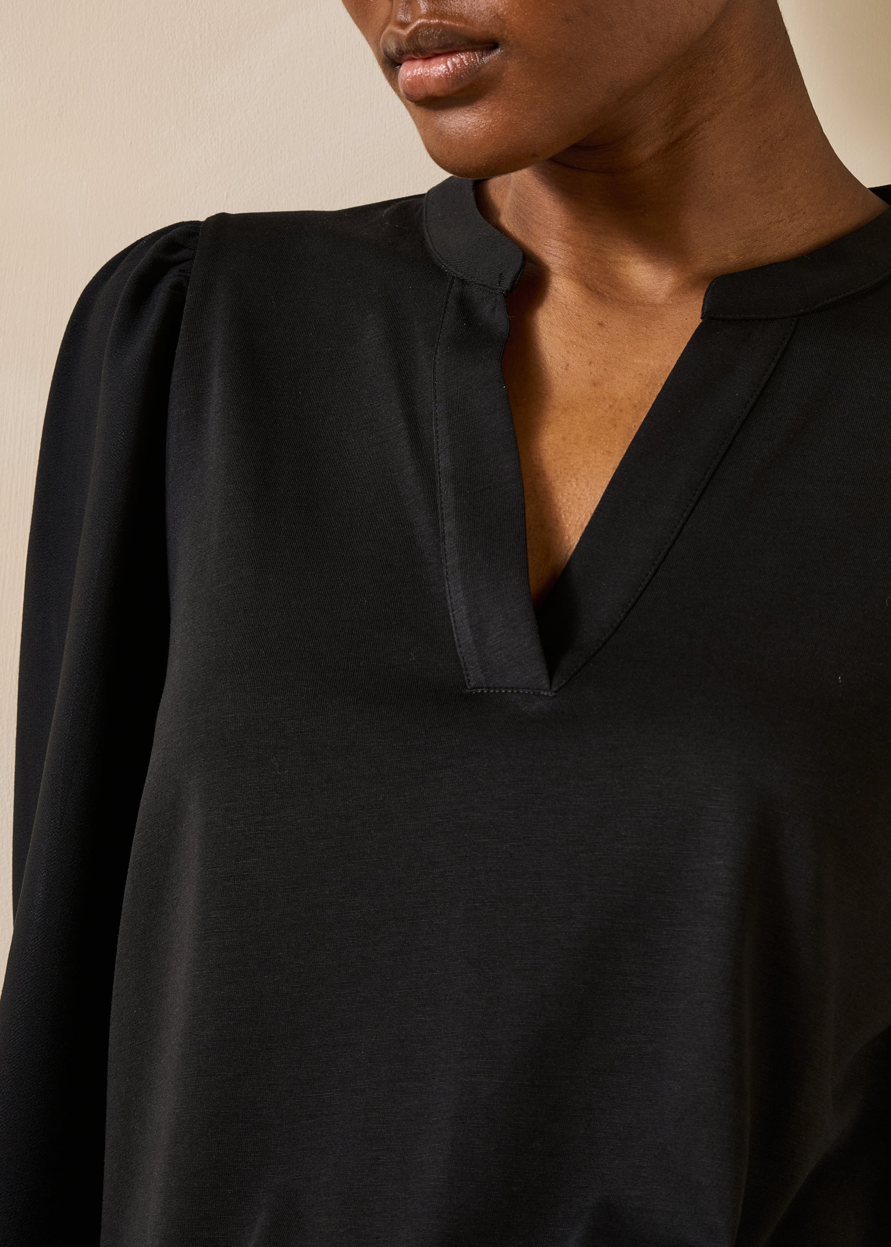Black lyocell long-sleeve T-shirt