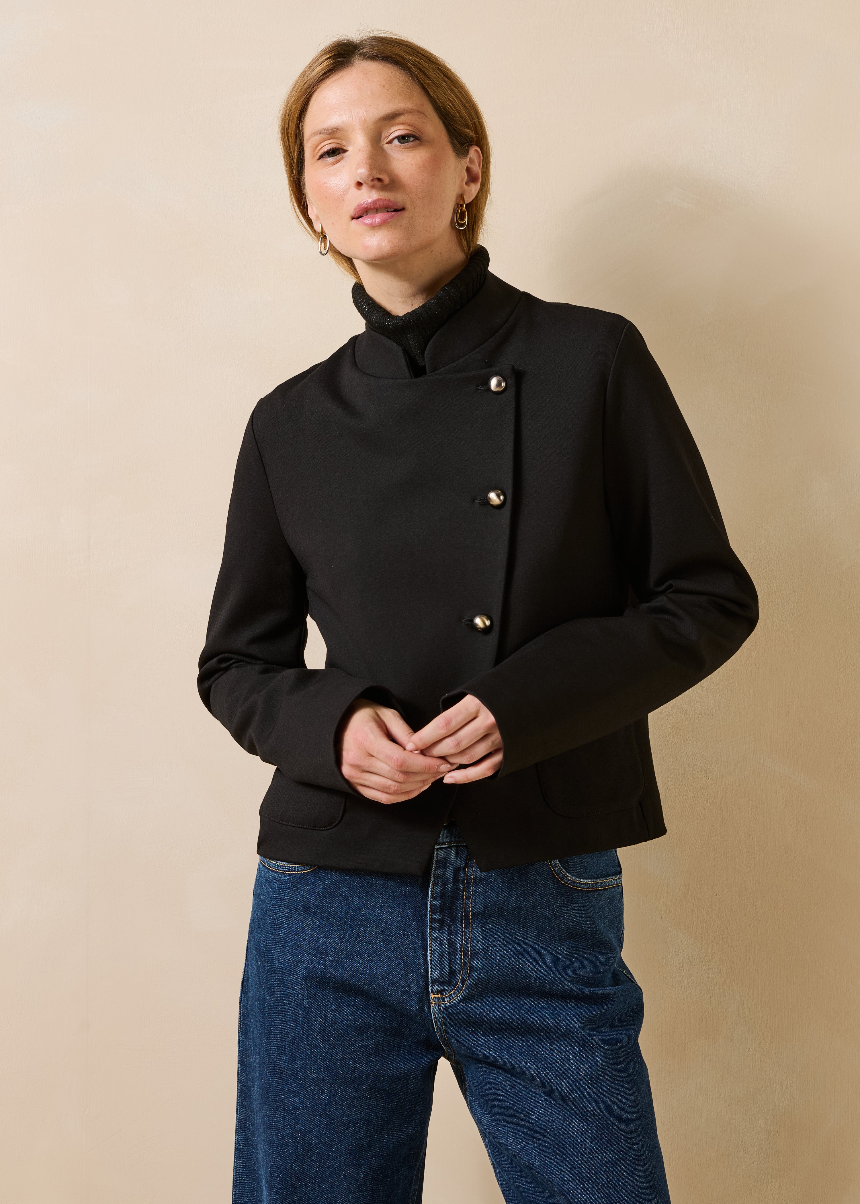 Veste noire courte manches longues col mao